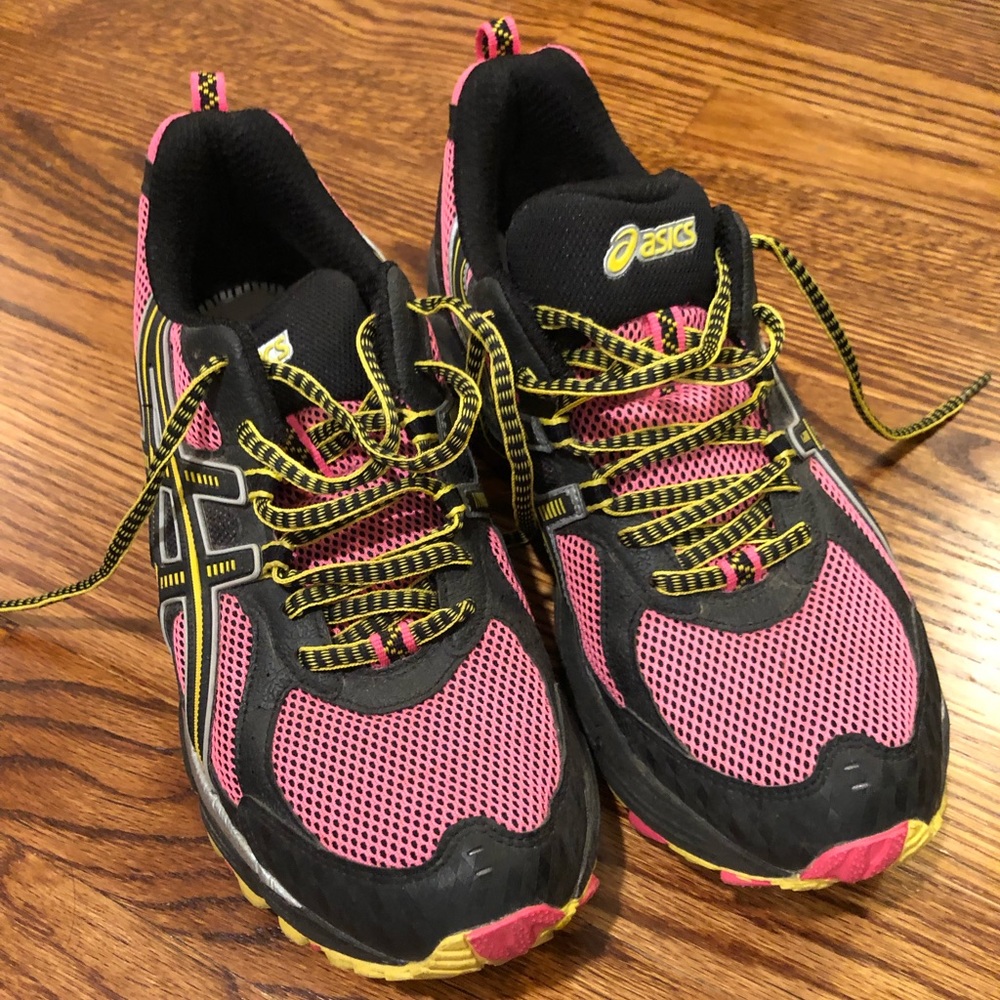 ASIC women’s sneakers size 9